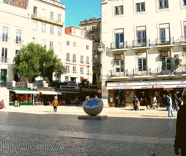 Lisbon: Jewish History Tour of Lisbon - Mouraria and the Resistance Museum: the story reaches the 1940s