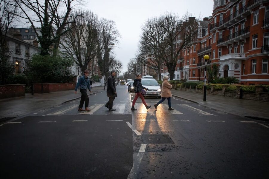 London: Rock 'n' Roll History Tour - Abbey Road: How to Get the Best Photo Without Stress