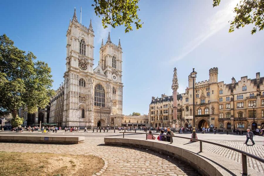 London: Westminster Abbey Tour with a Royal Heritage Guide - Why Westminster Abbey Works Best With a Real Guide
