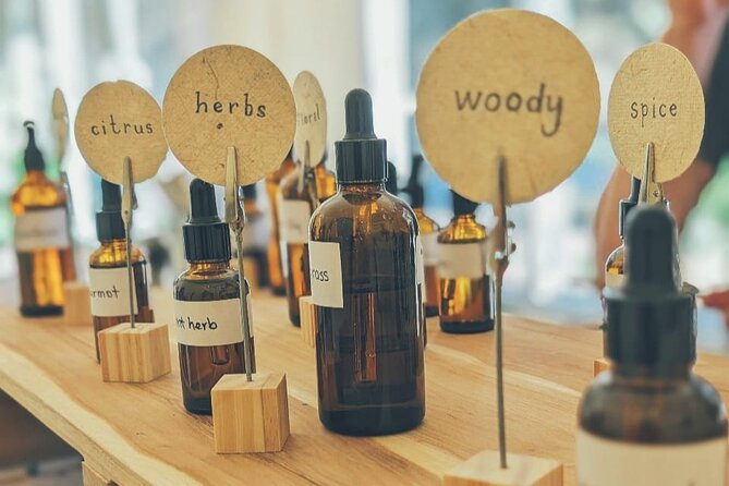 Luang Prabang: Craft Your Own Aroma Candle in Heritage Home - Crafting Your Own Scent in Ban Xang Khong