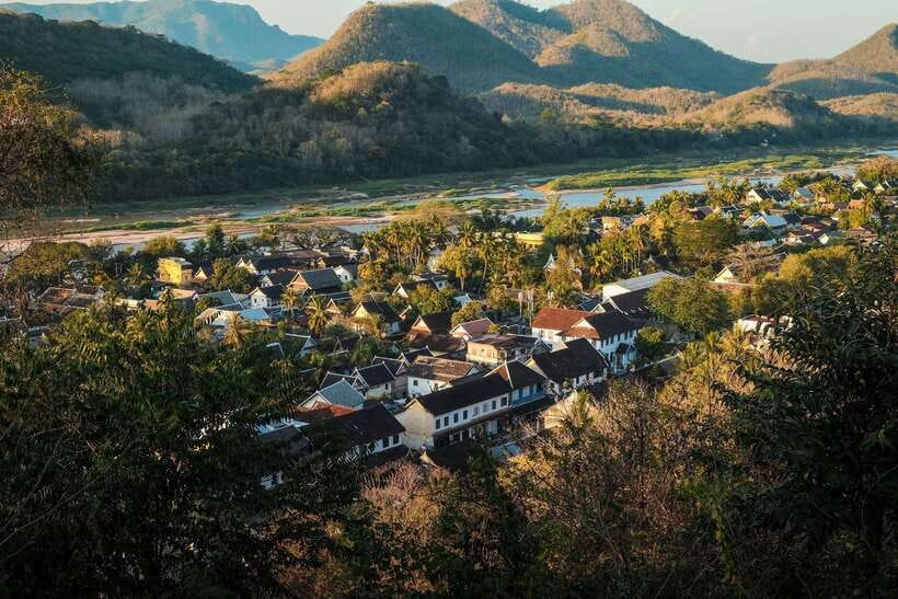 Luang Prabang: UNESCO World Heritage City Highlights Tour - How the tour feels: highlights, but with a reason