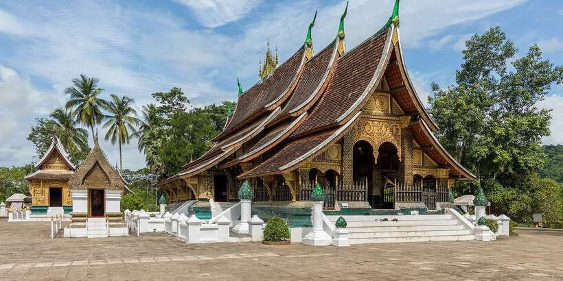 Luang Prabang: UNESCO World Heritage City Highlights Tour - Phousi Hill climb: the best view, but plan your pace