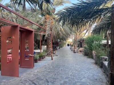 Madinah Culture & History Tour – Led by Local Guide - Pickup, car comfort, and how the day stays relaxed