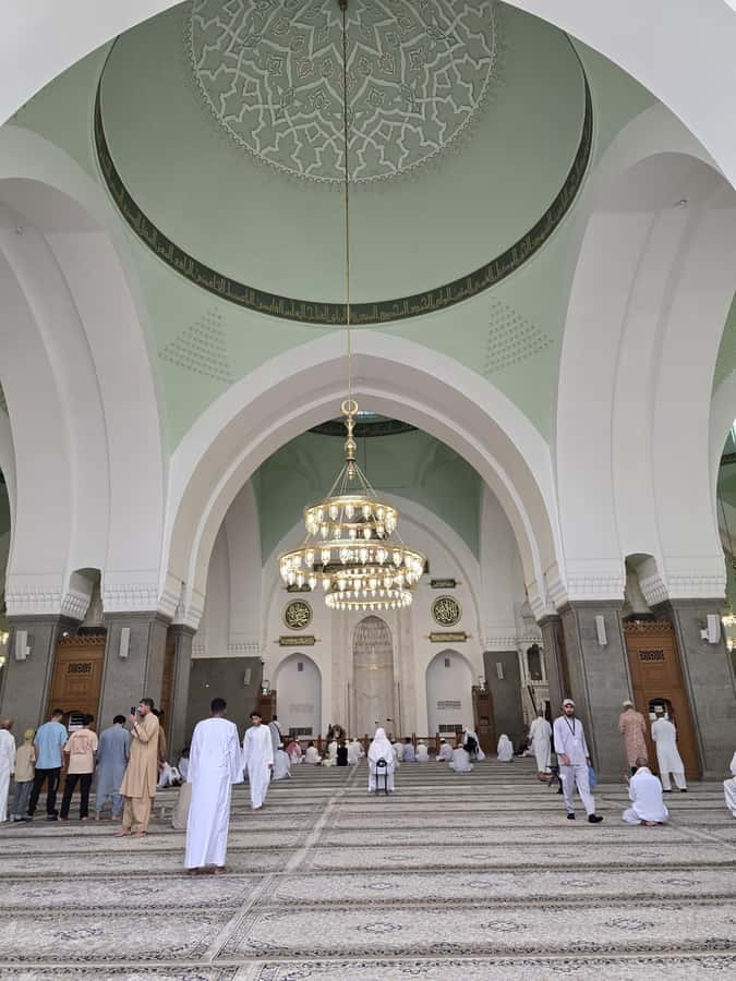 Madinah Culture & History Tour – Led by Local Guide - Wadi al-‘Aqiq: the blessed valley break
