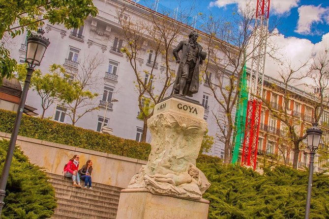 Madrid: Prado Museum and El Retiro Park Guided Tour - El Retiro Park in about 90 minutes: more than a pretty stroll