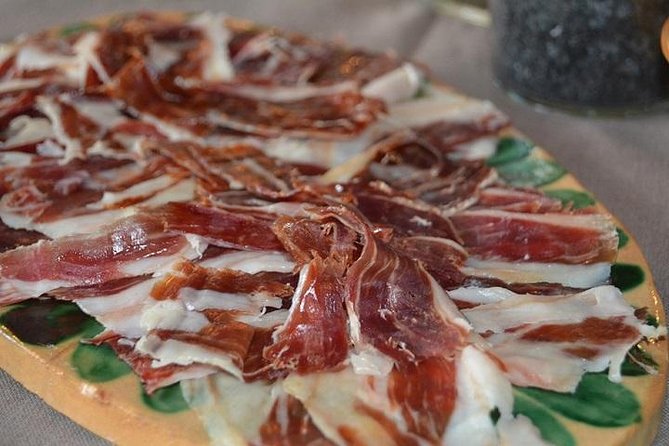 Madrid Tapas & Drinks: A Small Group Culinary Adventure - Meeting at Puerta del Sol: Apples, Timing, and a Clear Game Plan