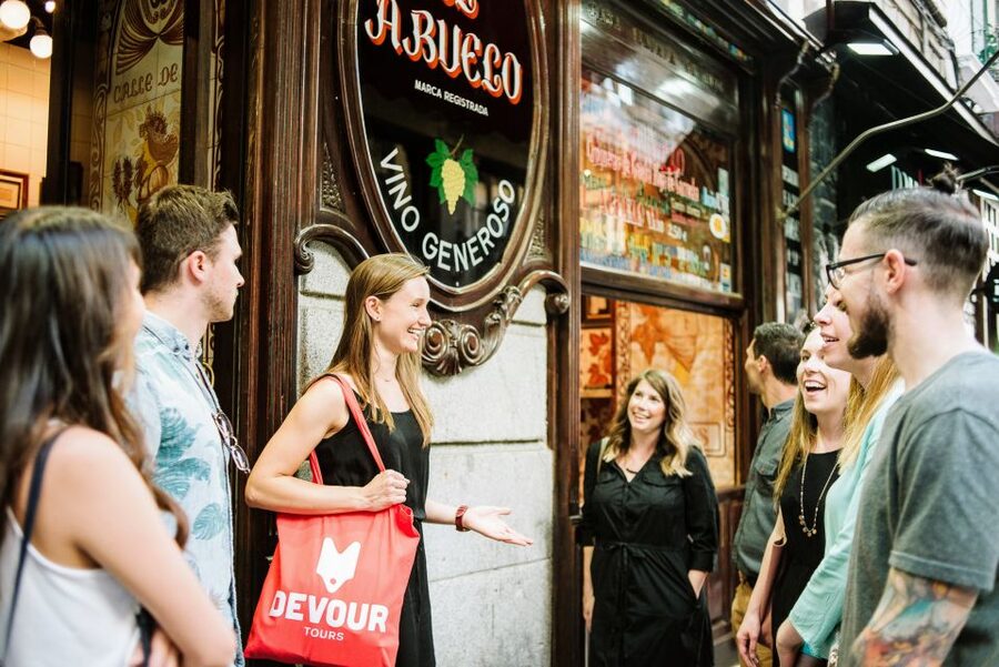 Madrid: Tapas, Taverns & History Tour - Wine and Tapas at Mesón del Champiñón