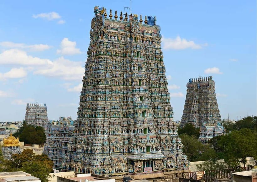 Madurai: Heritage & Cultural Trails Guided Walking Tour - Market Streets and Craft Shops: How to Notice Madurai’s Everyday Geometry