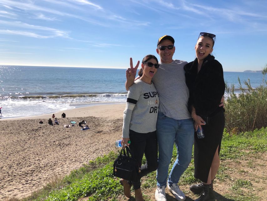 Malibu: Celebrity Homes, Beaches & History Tour - Trancas Country Market break: coffee, beer, and quick local snacks