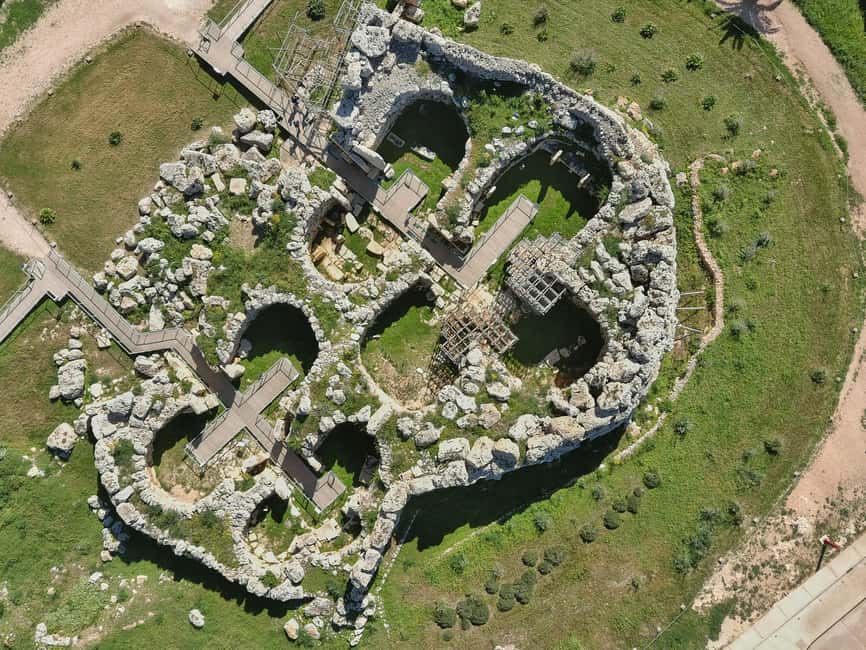 Malta: Gozo Combo – Temples, Castles & Island Heritage - Ġgantija Archaeological Park: Standing in a 3600 BC Time Warp