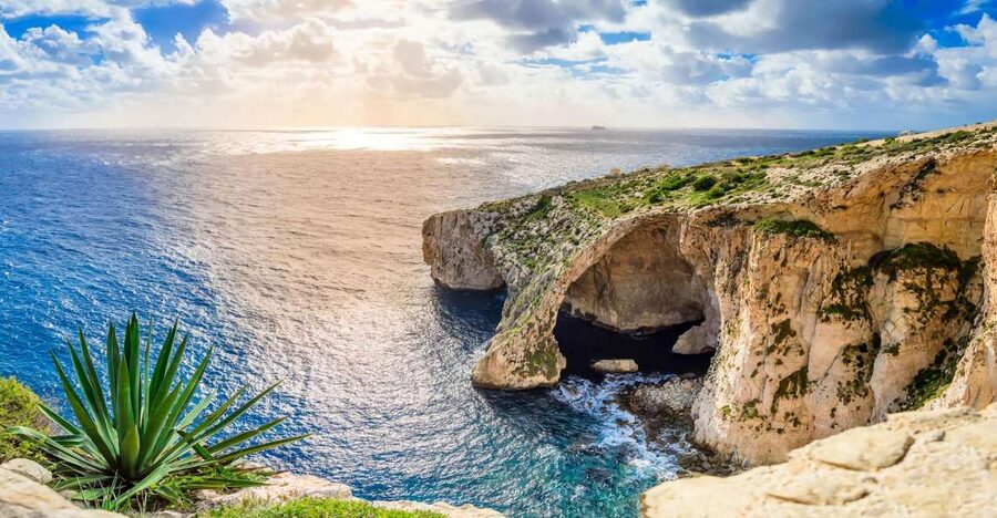 Malta: Prehistoric Temples, Limestone Heritage & Blue Grotto - Picking Up in Malta: How the Morning Actually Works