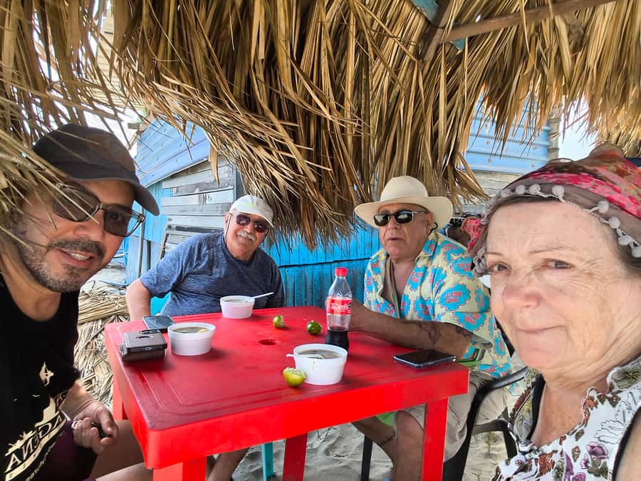 Mangroves, cultural fishing, black heritage town and lunch - Mangrove Boat Ride in La Boquilla’s Mangrove Tunnels