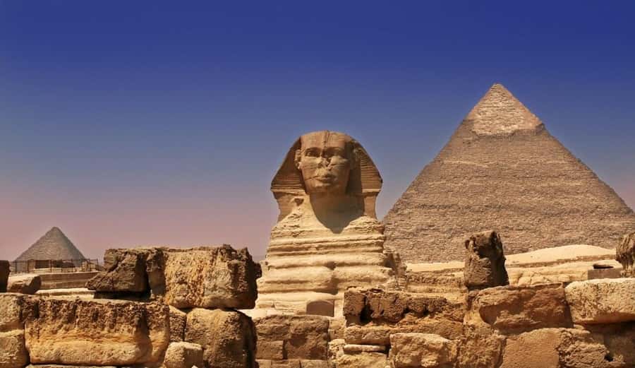 Marsa Alam: Ancient Cairo & Giza Pyramids Day Trip by Plane - Getting to Hurghada Airport and over to Cairo: the logistics you should plan for