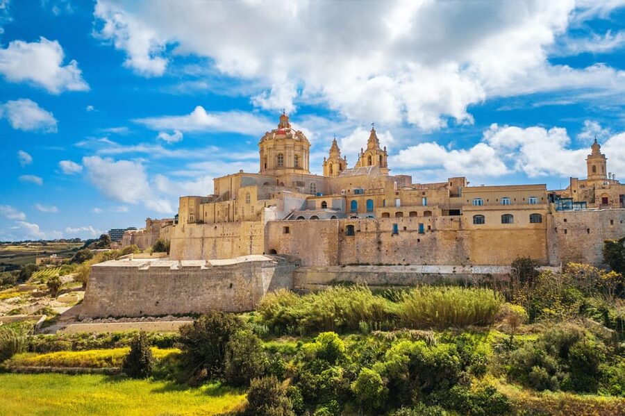 Mdina at Sunset: Small Group Tour of the Ancient city - Getting Oriented at Mdina Gate (Lion Pillars Are Your Landmark)