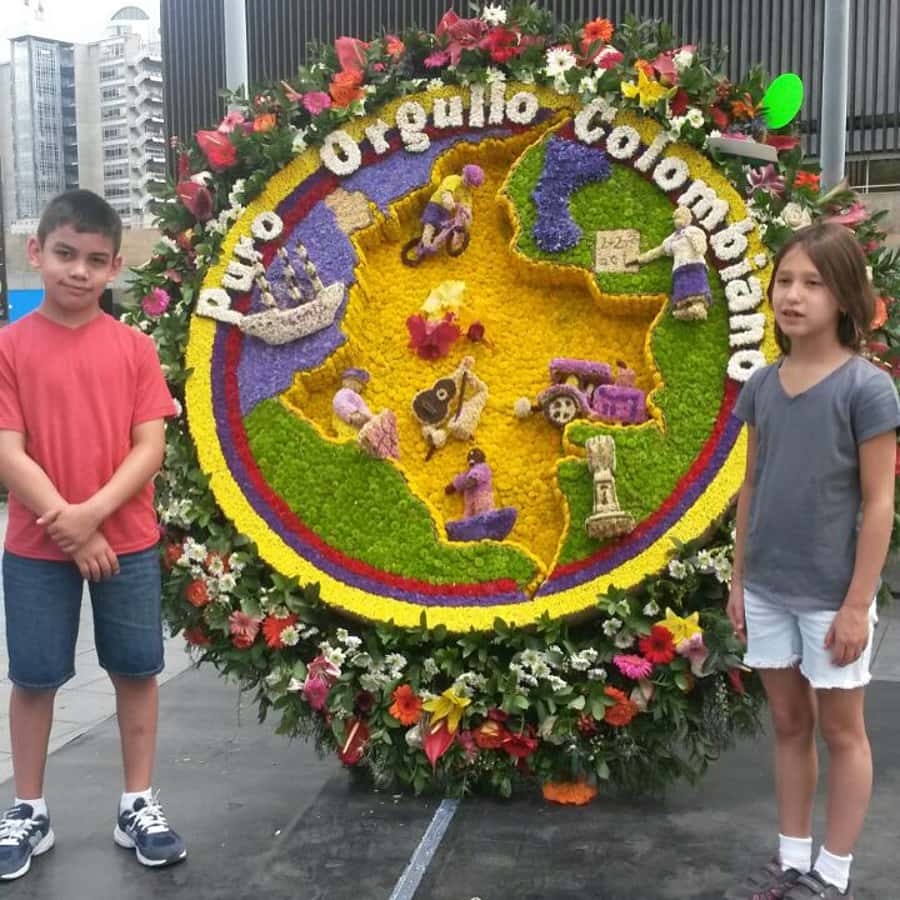 Medellín: Flower Farm & Silletero History Tour - Driver and guide reality check: private doesn’t always mean perfect