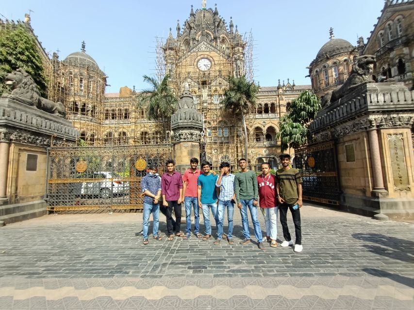 Mumbai: South Mumbai Heritage Walking Guided Tour - Town Hall and the Asiatic Society Library: old reading rooms, colonial stone