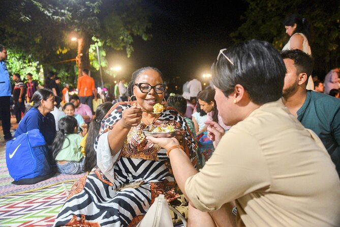 Mumbai Street Food & Bazaar Tour with Local Transport - Key things I’d circle before you go