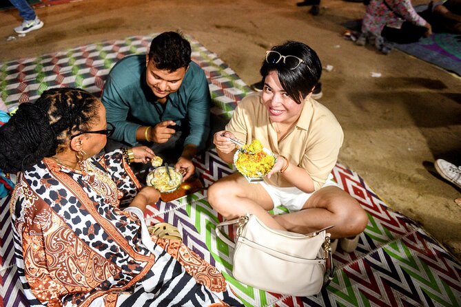 Mumbai Street Food & Bazaar Tour with Local Transport - Gateway of India, Oval Maidan, and the UNESCO architecture stop
