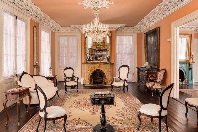 Myrtles Plantation Daytime Historical Tour - Stop 1: Inside the circa-1796 mansion and live oak grounds