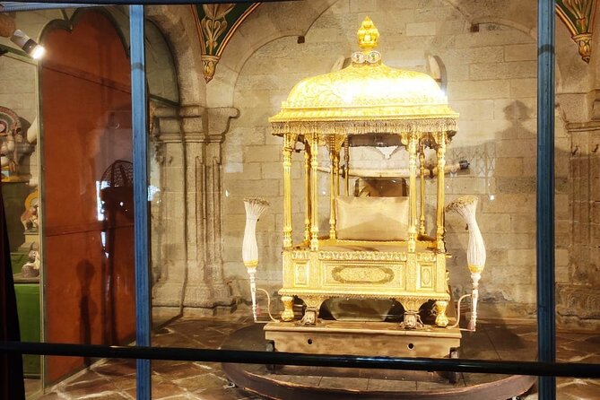 Mysore Palace + Jaganmohana Art Gallery + Devaraja Market = Mysore Heritage Walk - Should you book the Mysore Heritage Walk?
