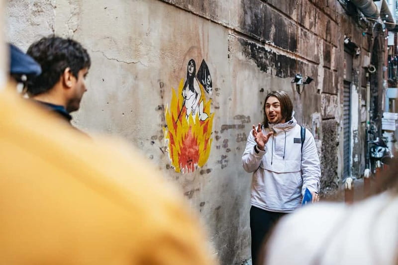 Naples: Street Art & History Tour in the Spanish Quarters - The Main 100 Minutes: Murals, Neighborhood Life, and the Stuff Maps Miss