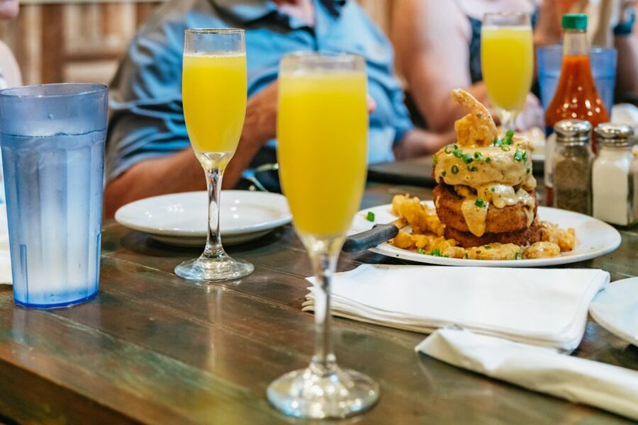 New Orleans: Garden District Food, Drinks & History Tour - Price and Value: What $95 Buys You in Three Stops