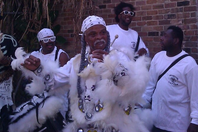 New Orleans Music Heritage Tour - Setting the scene: Frenchmen Street and Louisiana Music Factory