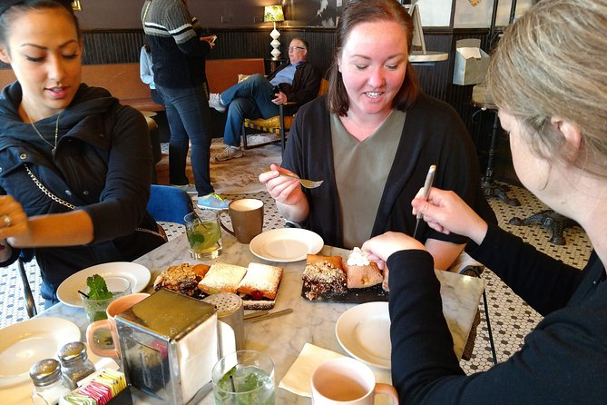 New Orleans Weekend Garden District Food and History Tour - The Small-Group Advantage (and Why It Changes the Whole Feeling)
