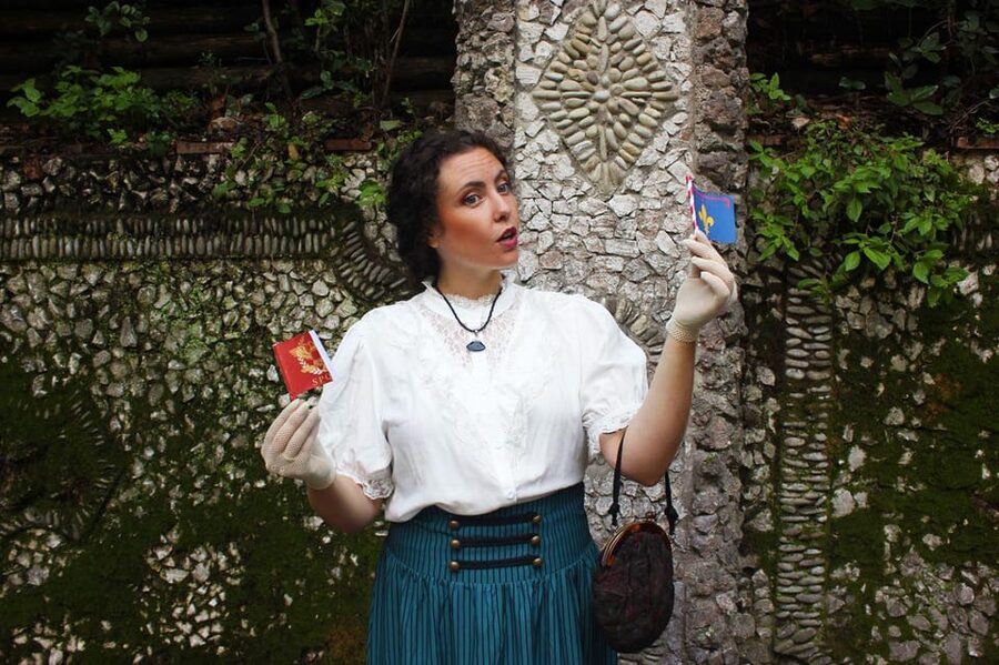 Nice: Theatrical History Tour - Secrets of the Castle Hill - A theatrical history tour that fits Nice’s streets