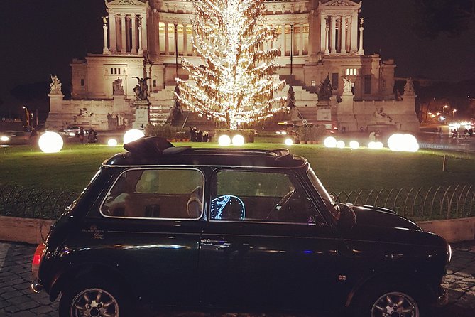 NIGHT TOUR THINK BIG, GO MINI! Rome in Mini Cooper Classic Cabrio - Piazza Navona: Bernini and Borromini in one quick stop