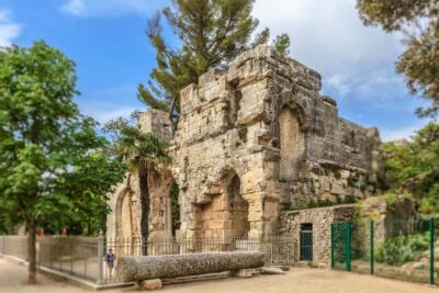 Nîmes - Spend a day like an ancient Roman - Tour Magne: start above Nîmes and learn how power is seen