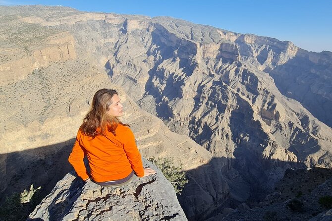 Nizwa Heritage & Jebel Shams Canyon – Private Tour from Muscat - Jebel Shams viewpoint: the Grand Canyon of Oman, no hiking required
