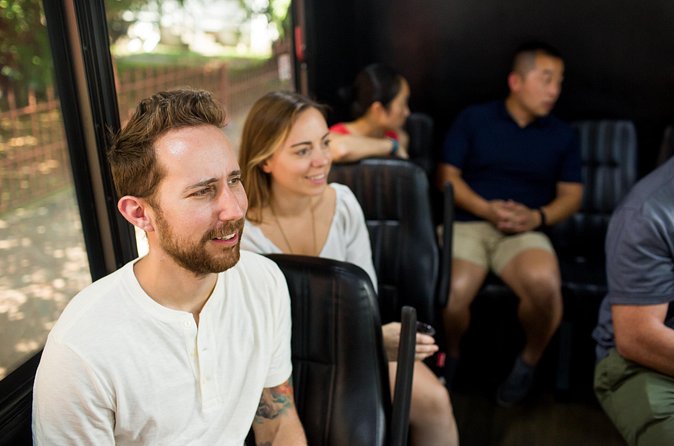 Offbeat History Tour of Richmond on a bus - What to Expect on a Rainy or Grey Day