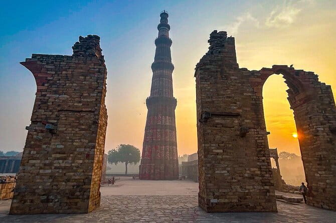 Old and New Delhi Delights Food, Culture and Heritage Tour - Agrasen Ki Baoli: A Quick Photo Stop With a Legend