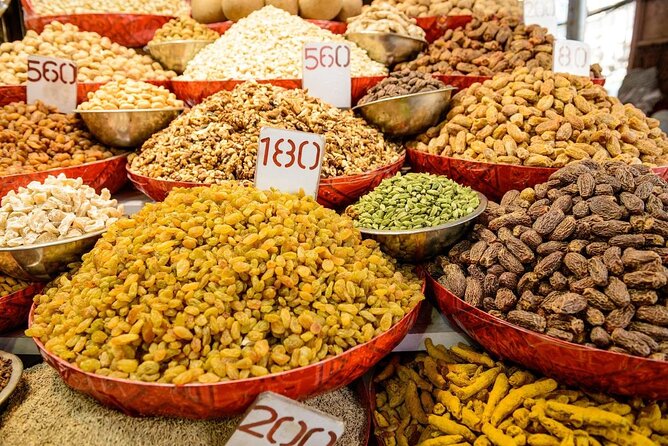 Old Delhi Food, Heritage&Cultural Walk with Rickshaw ride to Masterji Kee Haveli - Getting Your Bearings Near Ajmeri Gate and Chandni Chowk