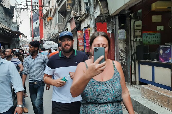 Old Delhi's heritage, Spice market, Masala Chai & food sampling - Old Delhi food and spice markets: why a guide is worth it