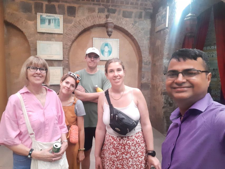 Old Delhi: Spices, Heritage and Bazaars Walking Tour - Key points to know before you go