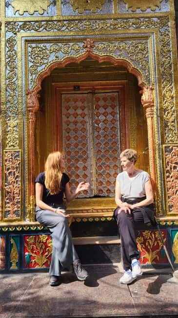 Old Delhi: Spices, Heritage and Bazaars Walking Tour - Ancient goldsmith artisans: craft you can’t fake