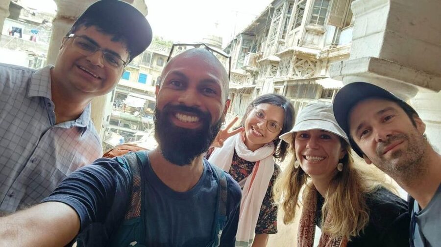 Old Delhi: Spices, Heritage and Bazaars Walking Tour - Food and chai: what you might taste along the way
