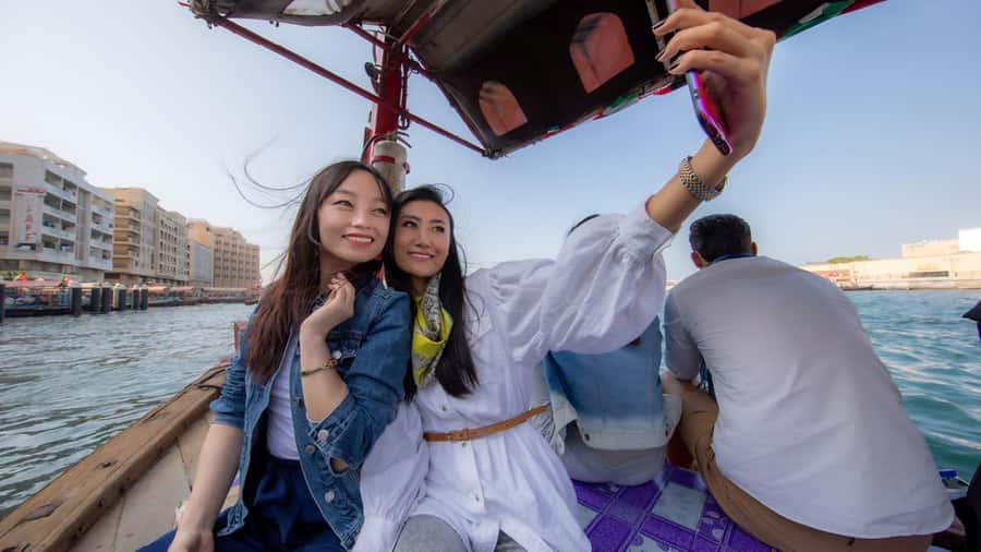 Old Dubai Heritage Tour: Souks, Mosques & more hidden gems! - Old Dubai in 5 hours: what this tour is really good at