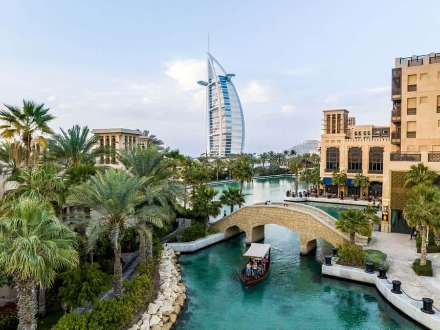 Old Dubai Heritage Tour: Souks, Mosques & more hidden gems! - Lunch timing: plan it like you’re traveling, not eating on the tour’s schedule