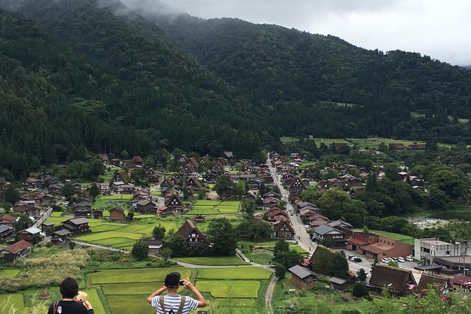 [One-day bus tour departing from Kanazawa Station] Shirakawa-go and Gokayama - Two World Heritage Villages Enjoyable Bus Tour - Key highlights you’ll feel on the day