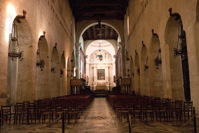 Ortigia: Syracuse's Ancient Town Center Private Walking Tour - Syracuse Cathedral interiors: baroque on ancient foundations (optional €2)