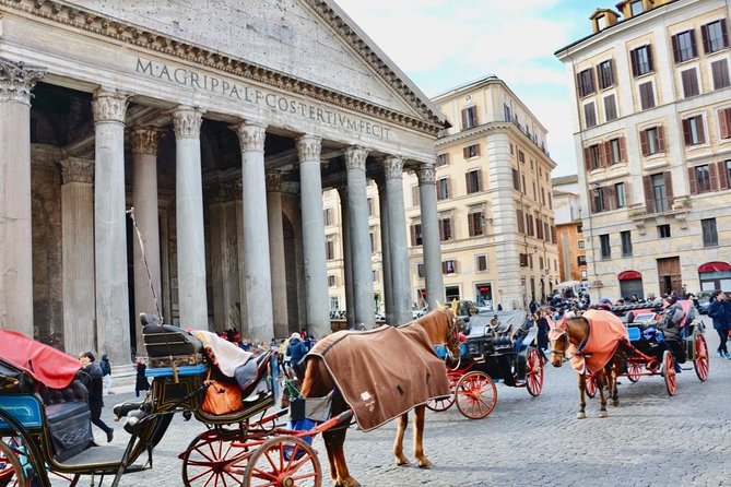 Pantheon Elite Guided Tour - Rome's Iconic Ancient Temple - Stop 2 exterior reset: columns, circle shape, and the dome’s oculus