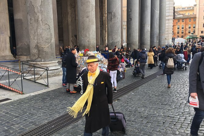 Pantheon Elite Guided Tour - Rome's Iconic Ancient Temple - Headsets, crowds, and how to get the best sound