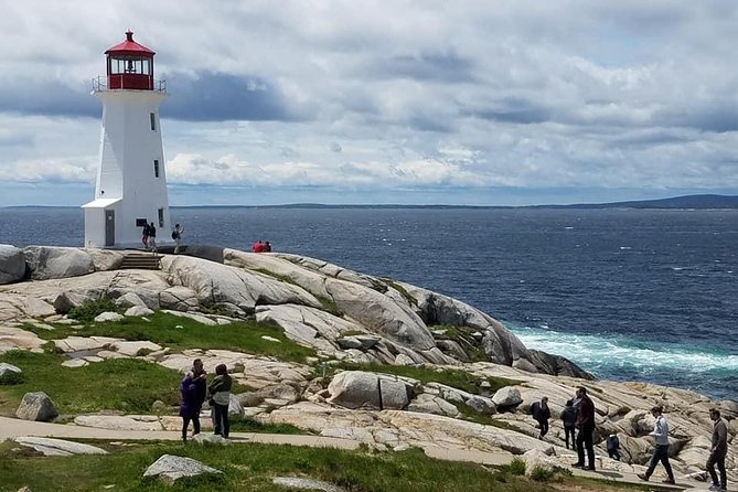 Peggy’s Cove/Mahone Bay & Lunenburg UNESCO HERITAGE SITE. - Stop 3: Mahone Bay in 30 Minutes—Churches, Short Stops, and Staying Efficient