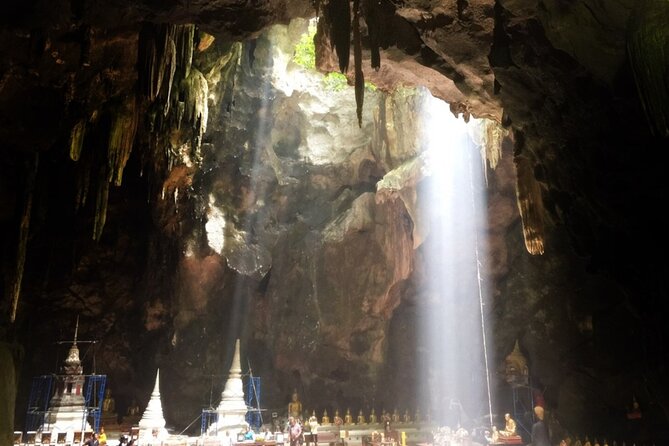 Petchaburi's Historic Palaces and Ancient Temples - Private Tour from Hua Hin - How the Private Guide Experience Changes the Day