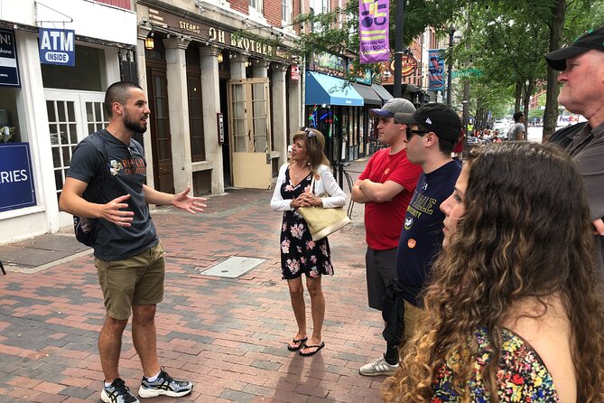 Philadelphia Old City History Pub Crawl Small-Group Tour - The bar scene: what to expect when you order on your own