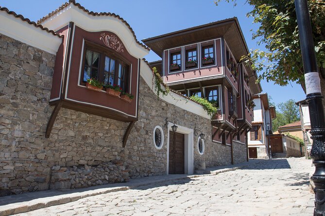 Plovdiv Walking Tour To Old Town And Ancient Roman Landmarks - Sveta Bogoroditsa Church: Orthodox Heritage in the Old Town Center