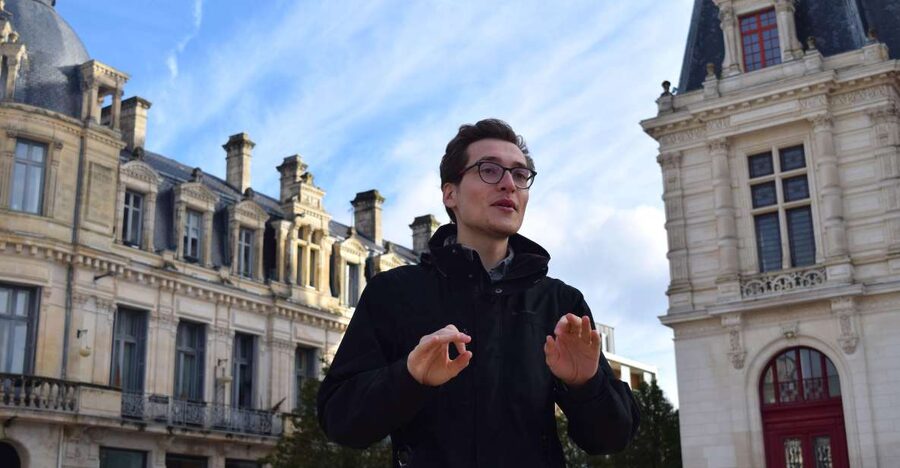 Poitiers: Discover all the City's Heritage in a Walking Tour - Key highlights you’ll feel right away
